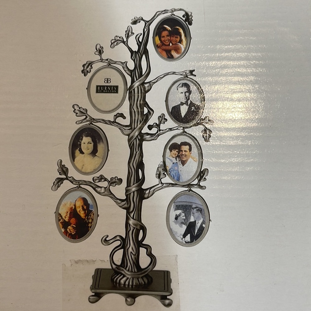 Burnes of Boston pewter family tree NWOT- holds 14 photos - Picture 5 of 6
